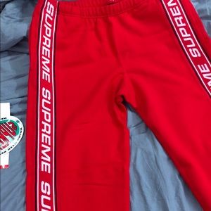 Supreme Text Rib Sweatpants